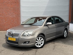 Toyota Avensis - 1.8 VVTi Luna| AIRCO |NAP | SCHAKEL