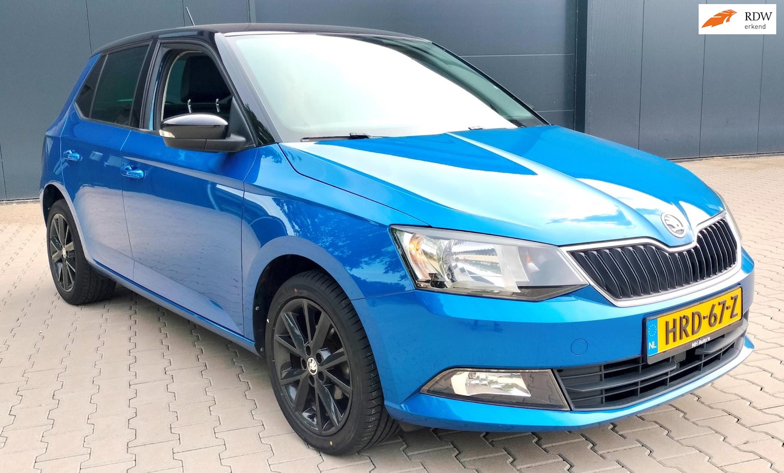 Skoda Fabia - 1.2 TSI Style Navigatie Groot Scherm - AutoWereld.nl