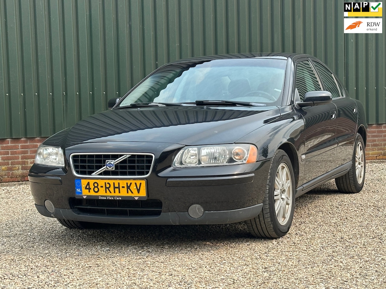Volvo S60 - 2.4 Kinetic Automaat - AutoWereld.nl