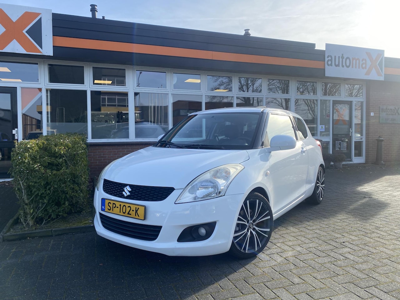 Suzuki Swift - 1.2 Comfort EASSS |Keyless!|Stoelverwarming!| - AutoWereld.nl