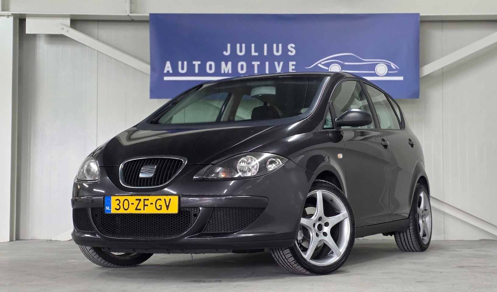 Seat Altea - 1.6 Reference Airco Trekhaak 18"LM Velgen Nieuwe APK! - AutoWereld.nl