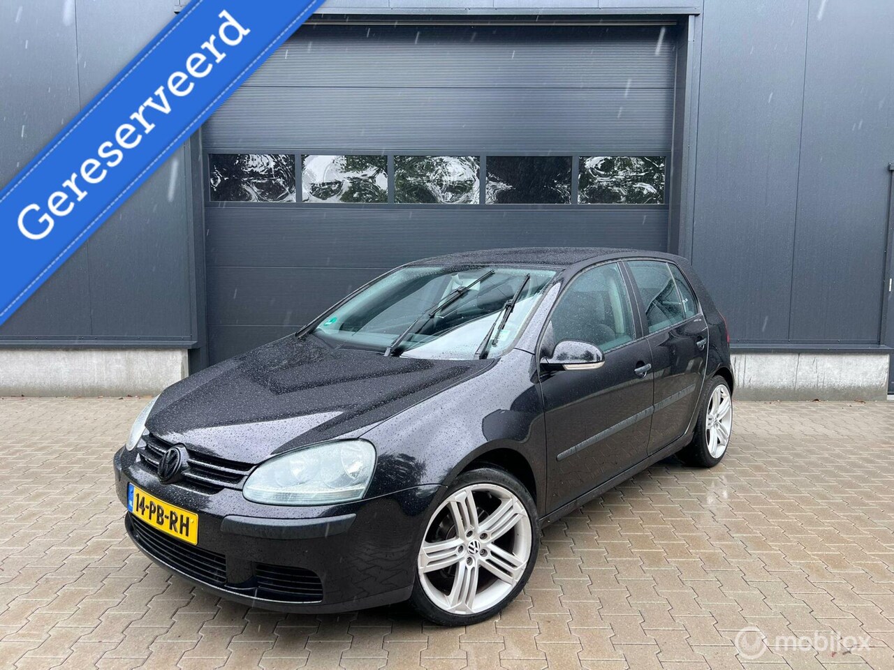 Volkswagen Golf - 1.6 FSI Trendline Automaat Nieuwe APK - AutoWereld.nl