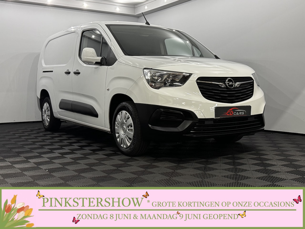 Opel Combo - 1.5D L2H1 Edition Airco, Parkeersensoren, Navi, Cruise control, Apple carplay - AutoWereld.nl