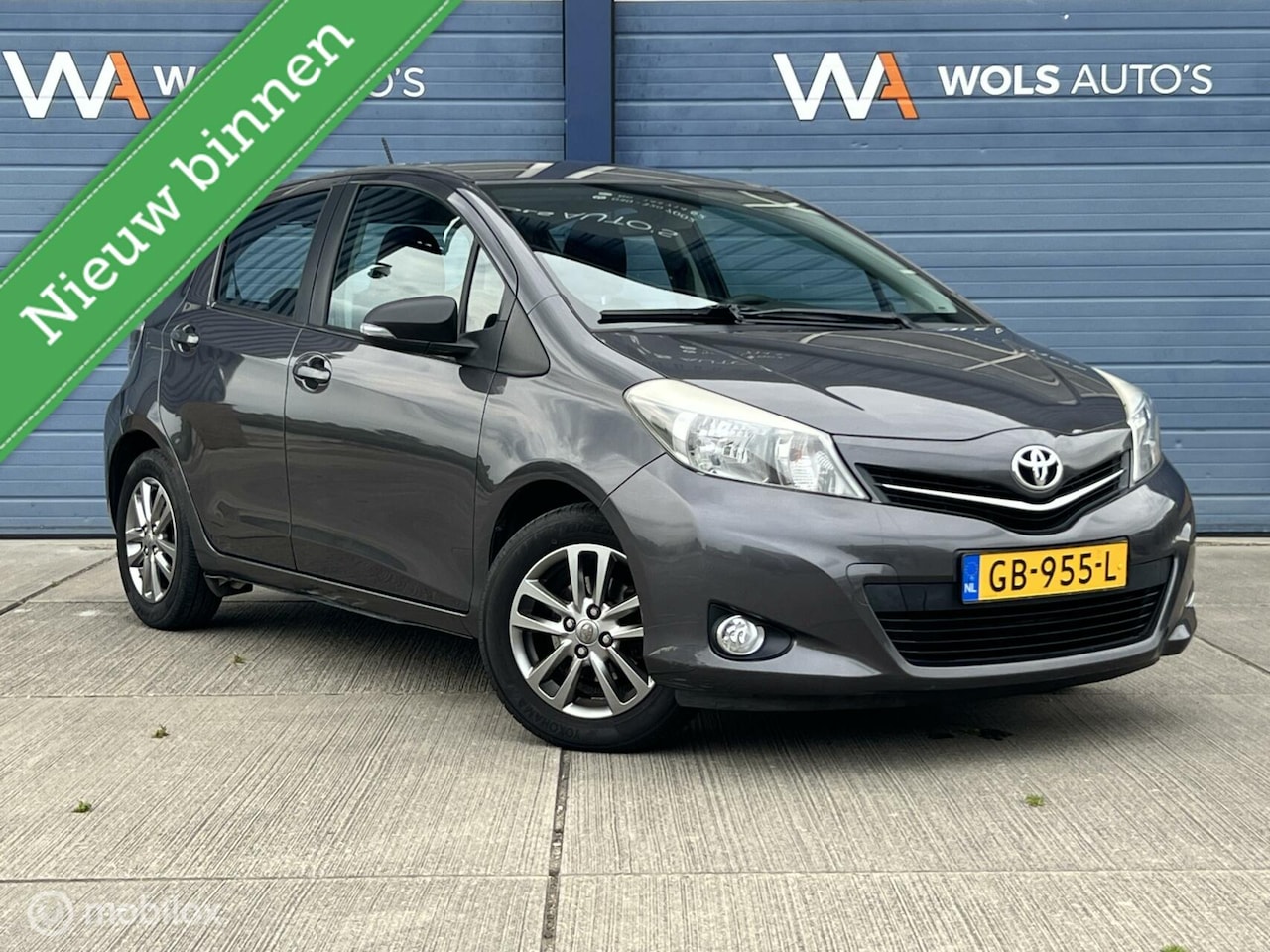 Toyota Yaris - 1.3 VVT-i Aspiration / DEALER ONDERH. / CAMERA / CRUISE! - AutoWereld.nl