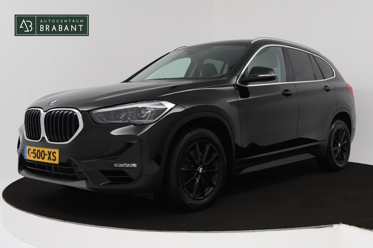 BMW X1 - SDrive18i Executive Edition Automaat (NAVIGATIE, STOELVERWARMING, LED, PDC, 1e EIGENAAR, G - AutoWereld.nl