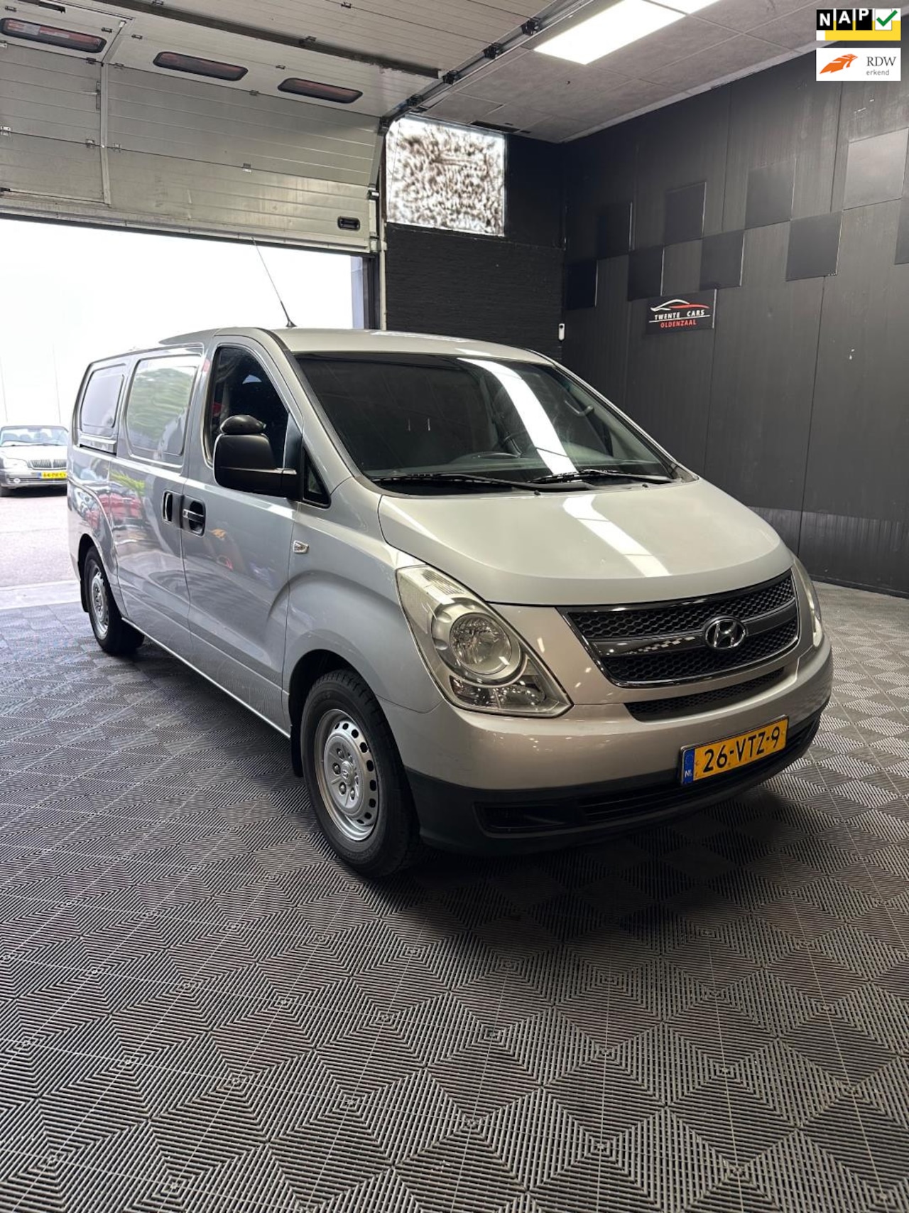 Hyundai H 300 - 2.5 CRDi Dynamic | Airco | Nieuwe APK | - AutoWereld.nl