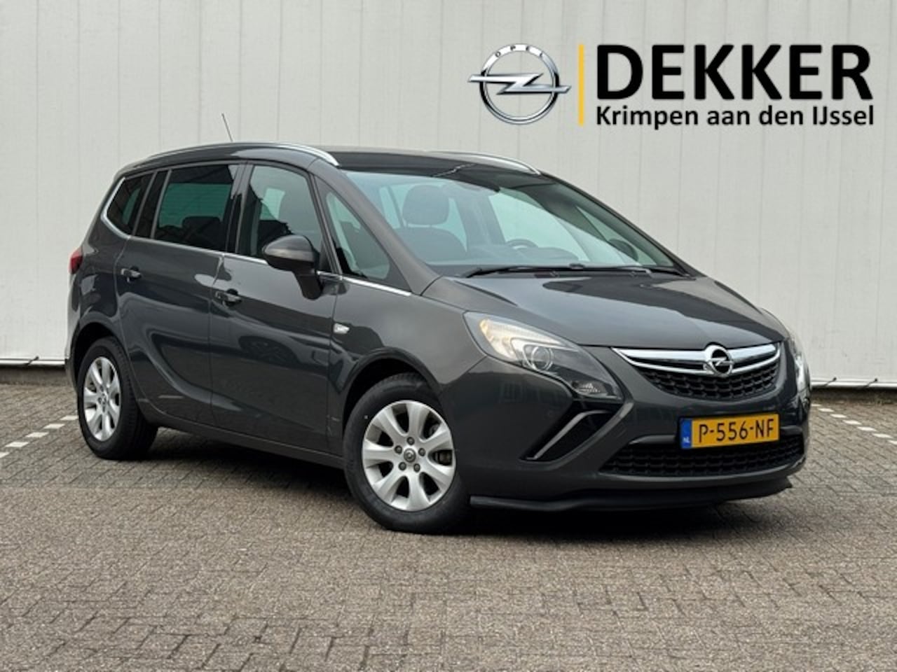 Opel Zafira Tourer - 1.4 Turbo 140PK Edition met AGR stoelen, PDC, Airco, 16inch Velgen - AutoWereld.nl