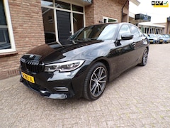 BMW 3-serie - 320d High Executive Edition automaat / Leder / Navi