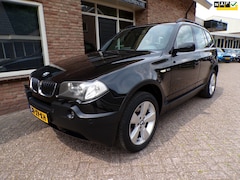 BMW X3 - 3.0i High Executive Automaat / leder / Navi / Panoramadak