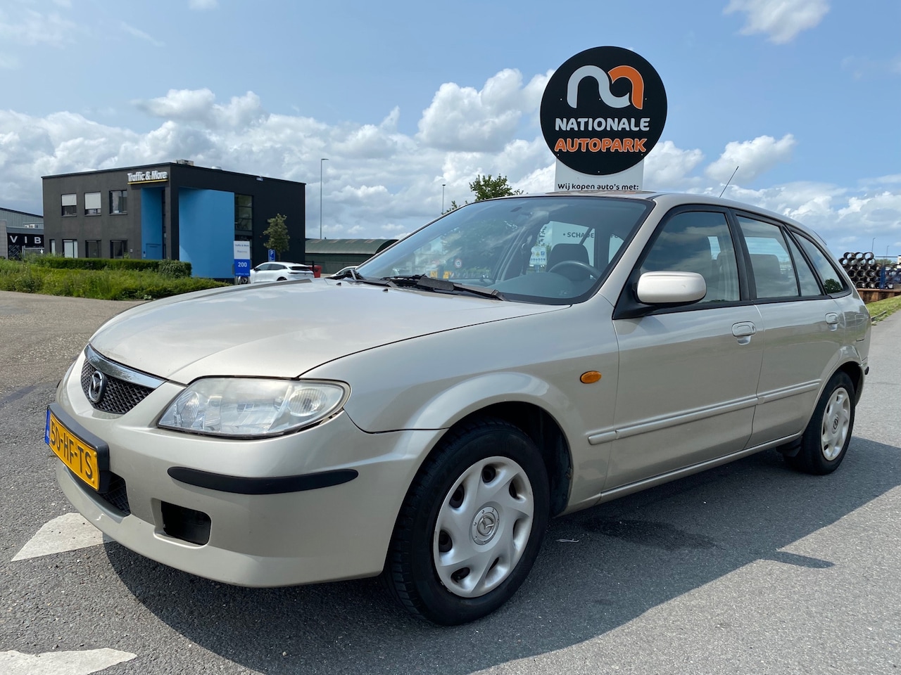 Mazda 323 Fastbreak - 2001 * 1.6i Touring * AUTOMAAT * AIRCO * CRUISE CONTROL - AutoWereld.nl