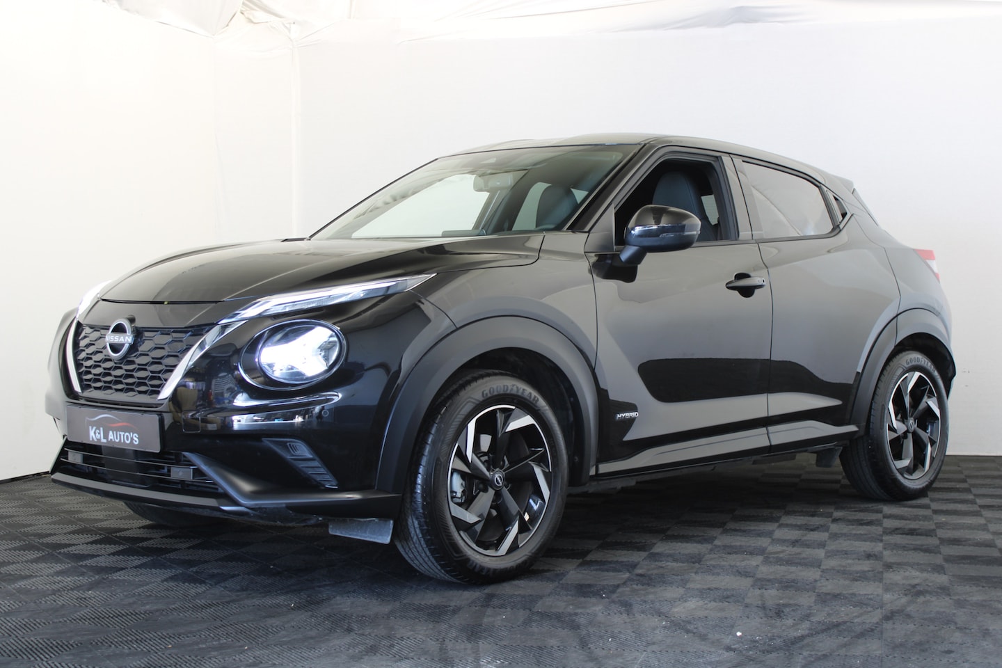 Nissan Juke - 1.6 Hybrid N-Connecta 1.6 Hybrid N-Connecta - AutoWereld.nl