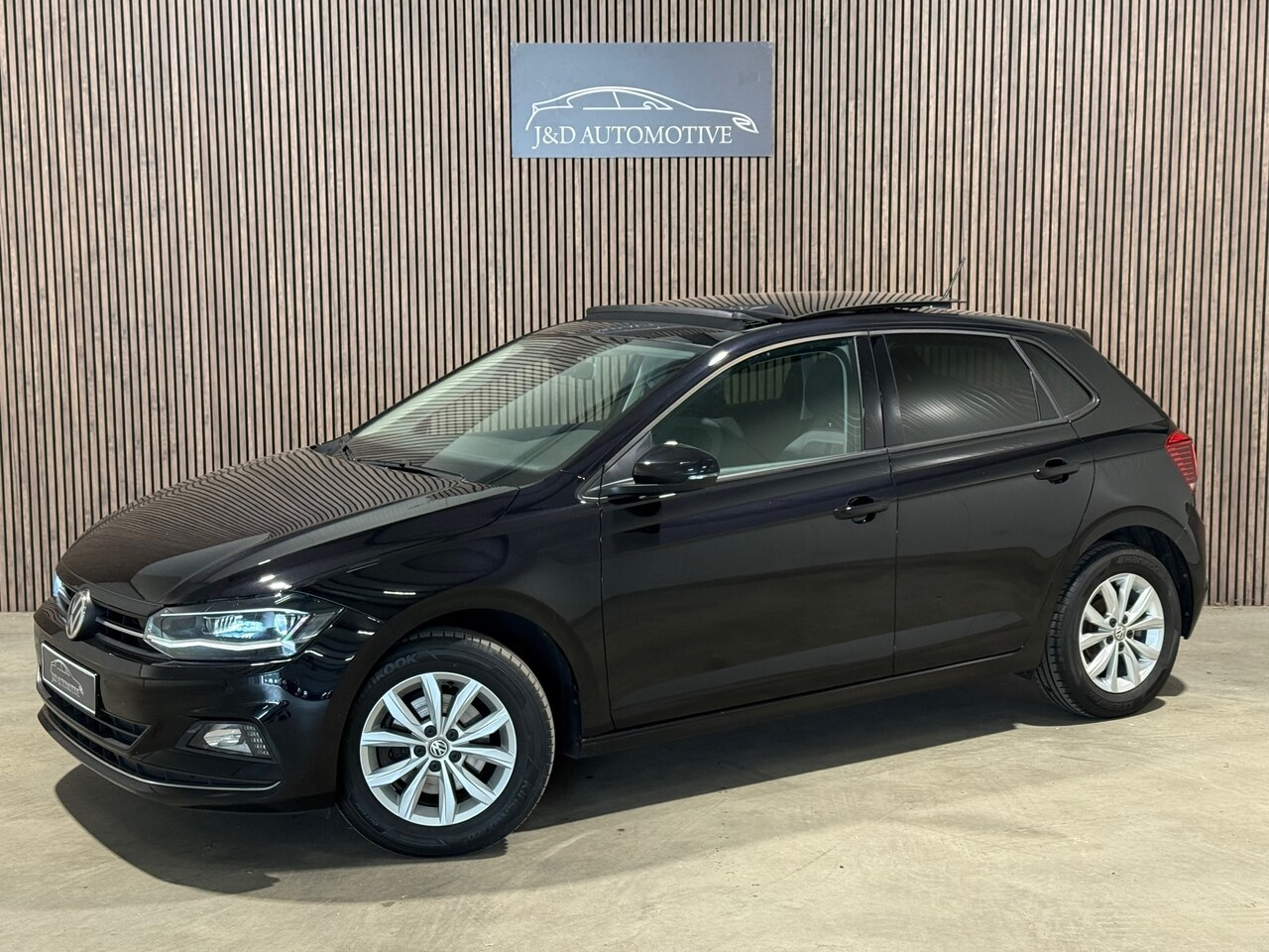Volkswagen Polo - 1.0 TSI Highline 2018 DSG LED PANO VIRTUAL CAMERA CRUISE - AutoWereld.nl