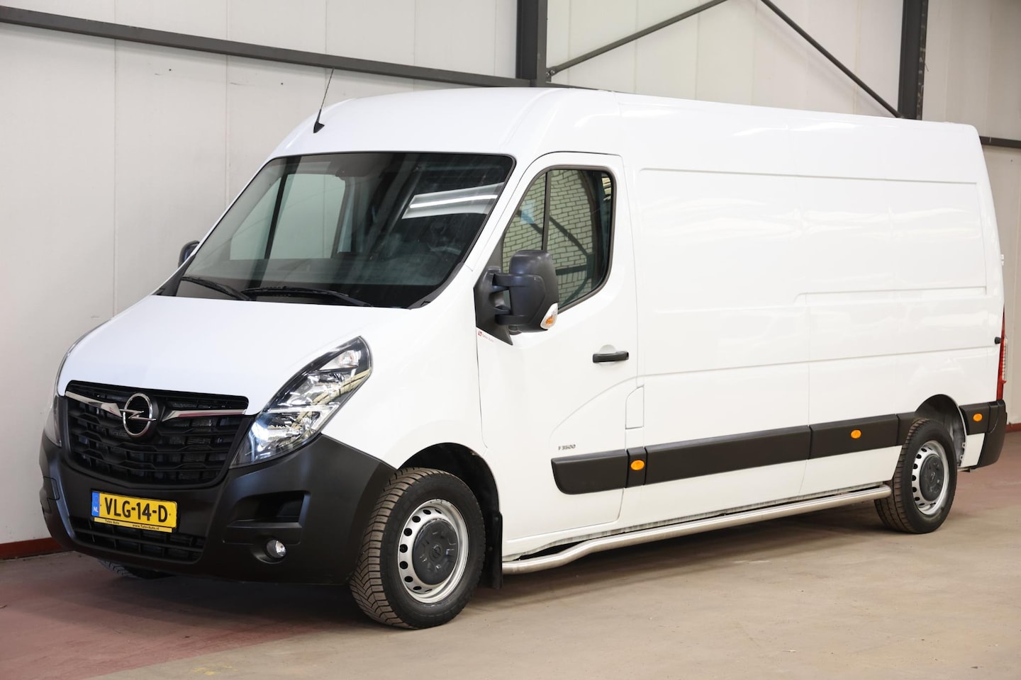 Opel Movano - 2.3 Turbo 135PK L3H2 AIRCO CRUISE CONTROL - AutoWereld.nl
