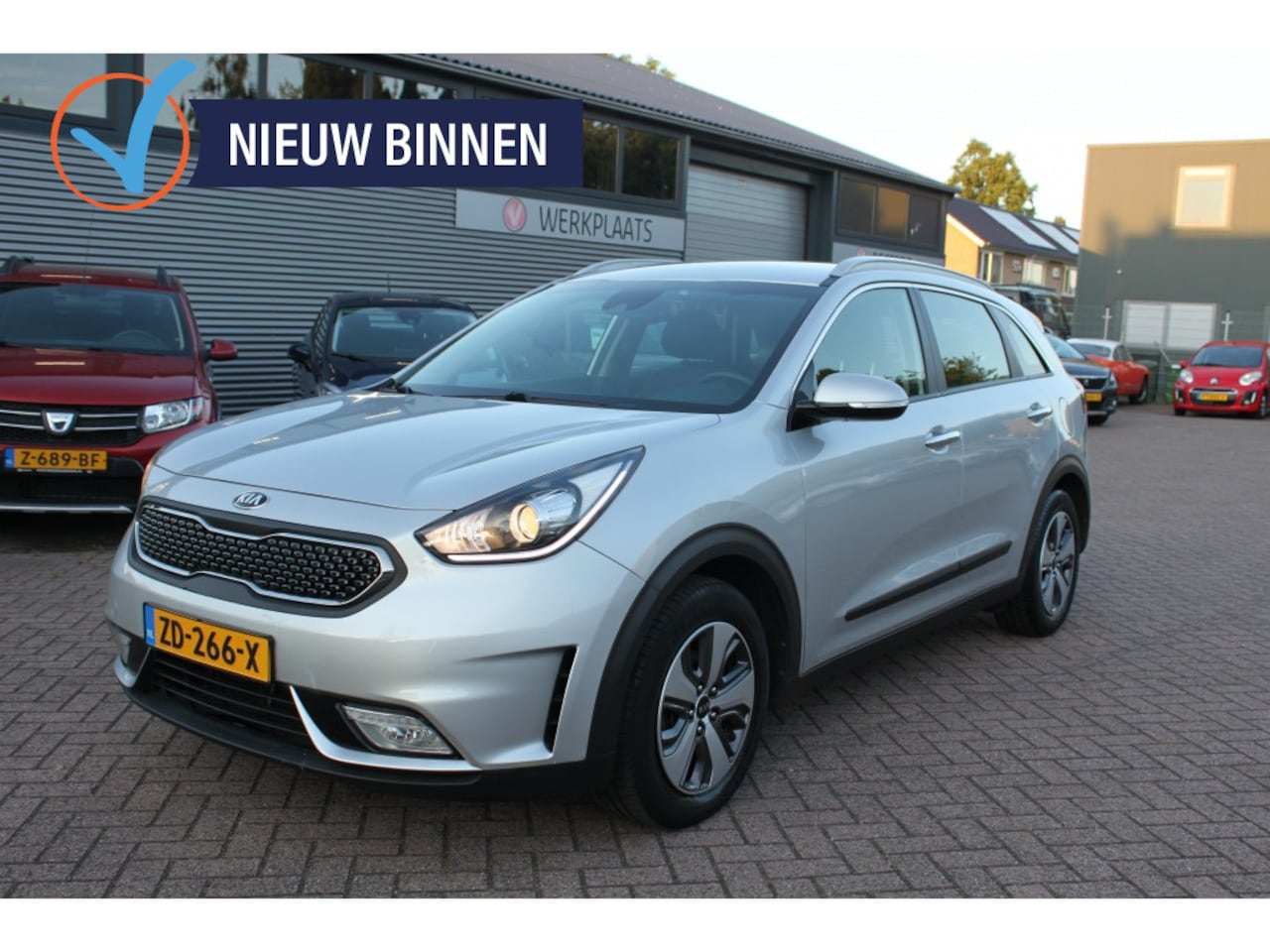 Kia Niro - 1.6 GDi H. DynamicL. navi, Apple carplay/Android, trekhaak. lage - AutoWereld.nl