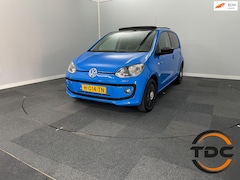 Volkswagen Up! - 1.0 high up PANO NAVI AIRCO 5-drs