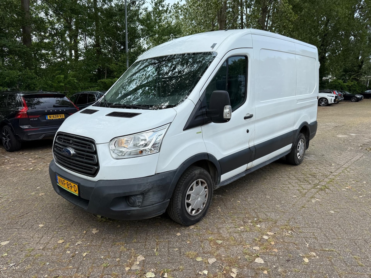 Ford Transit - 290 2.0 TDCI L2H2 Euro 6 3pers Airco Cruise - AutoWereld.nl