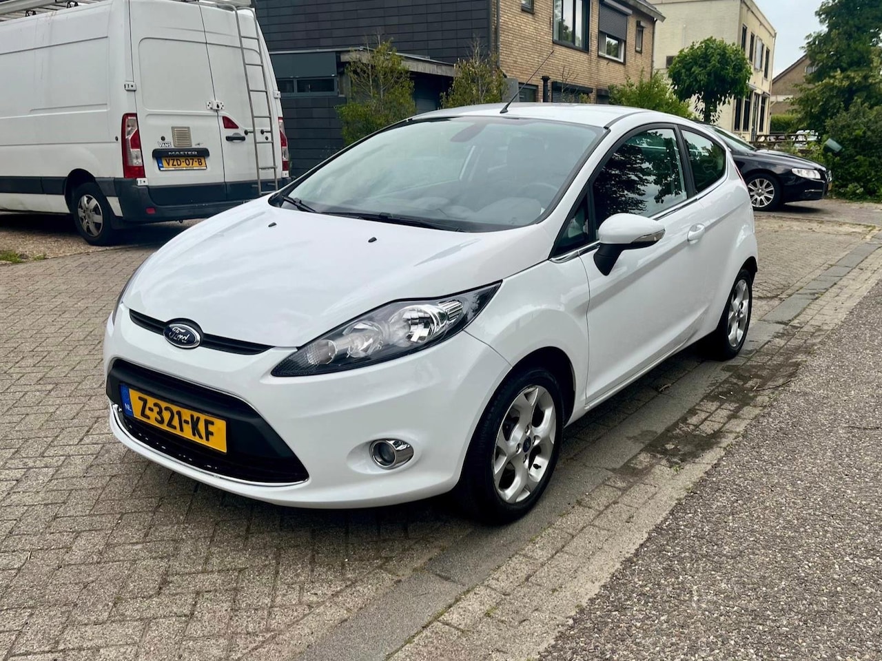 Ford Fiesta - 1.25 Ghia 1.25 Ghia - Nieuwe APK! - AutoWereld.nl