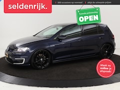 Volkswagen Golf - 1.4 TSI GTE | Panoramadak | Stoelverwarming | Adaptive cruise | Camera | Trekhaak | Carpla