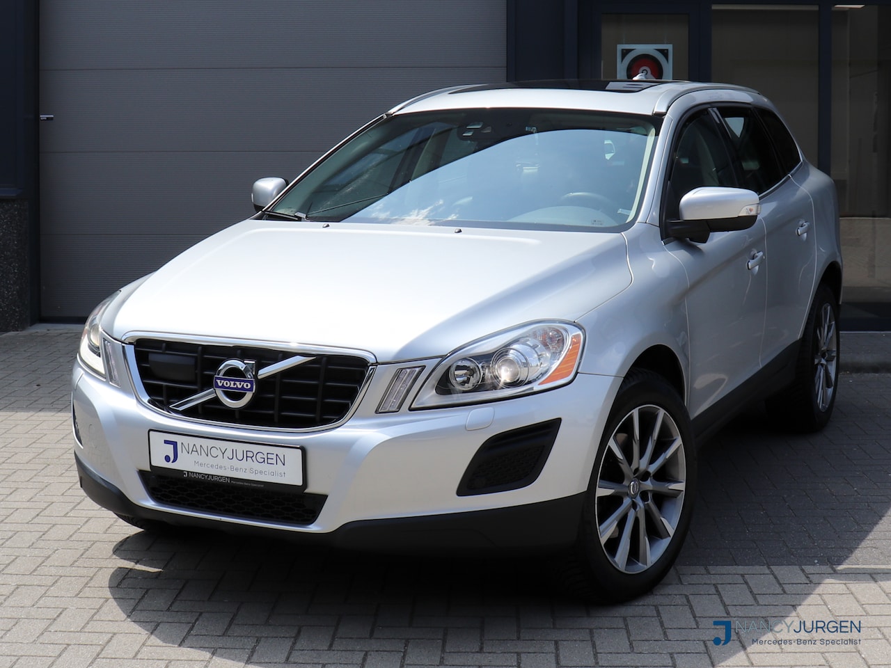 Volvo XC60 - 3.0 T6 AWD Summum | Panorama SKD | Geheugenpakket | Camera | BLIS | DAC | Adapt. Cruise Co - AutoWereld.nl