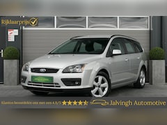 Ford Focus Wagon - 1.8-16V Ambiente Flexifuel |Trekhaak|Bluetooth
