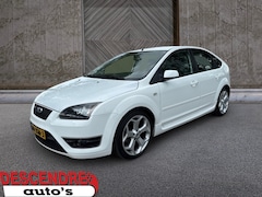 Ford Focus - 1.6-16V ST-line, 5 drs sport