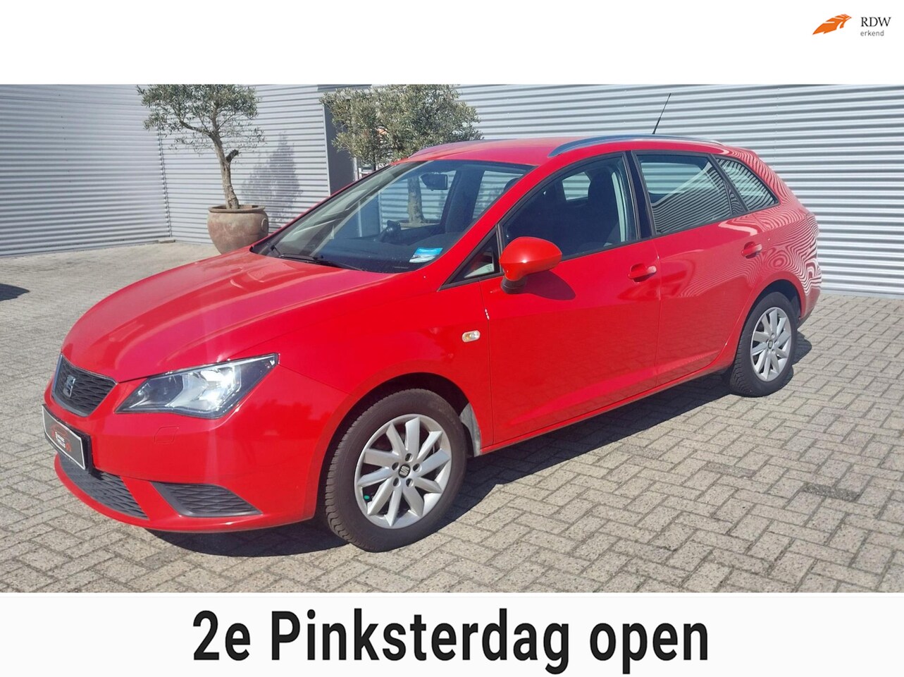 Seat Ibiza ST - 1.4 Reference navigatie, lichtmetalen velgen, stoelverwarming. - AutoWereld.nl
