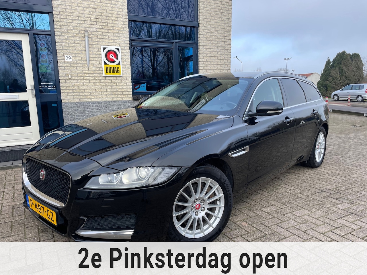 Jaguar XF Sportbrake - 2.0d E-Performance-NAV-pdc-trekhaak - AutoWereld.nl