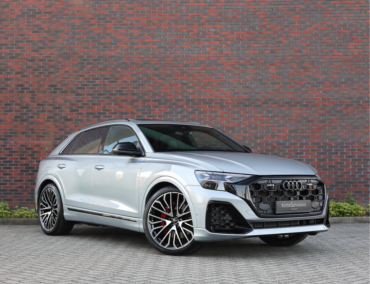 Audi Q8 - 60 TFSI e Quattro Pro Line S Competition *Direct leverbaar*Advanced*Pano*Vol!* - AutoWereld.nl