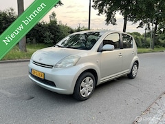 Daihatsu Sirion 2 - 1.3-16V Comfort AIRCO-NAP-NEW APK