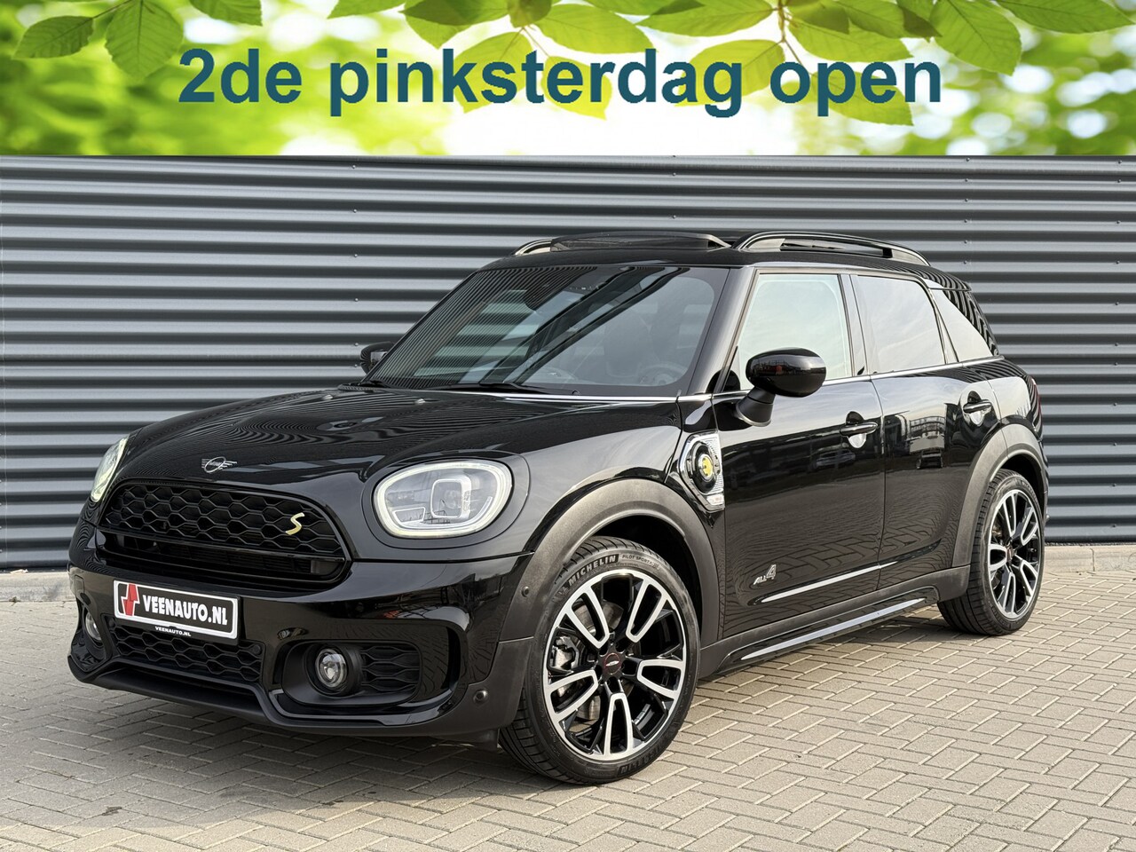 MINI Countryman - 2.0 Cooper S E ALL4 John Cooper Works Pano/Camera 2e Pinksterdag open van 12uur tot 16uur - AutoWereld.nl