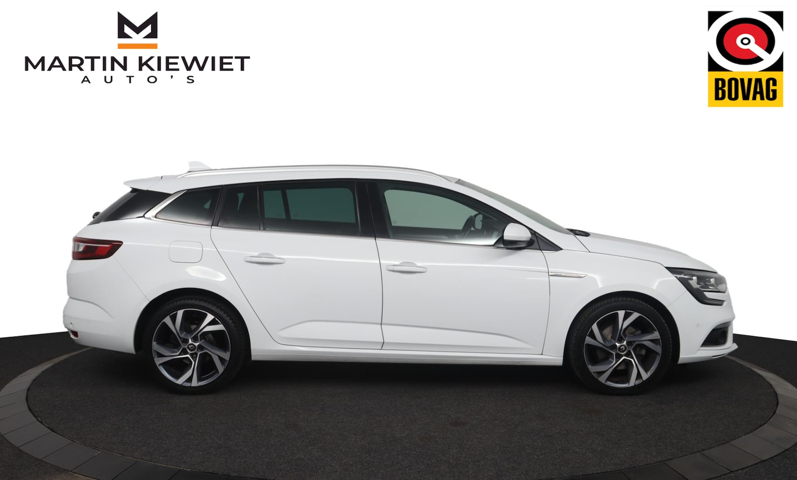 Renault Mégane Estate - 1.3 TCe Bose 160pk|Automaat|Camera|Trekhaak - AutoWereld.nl