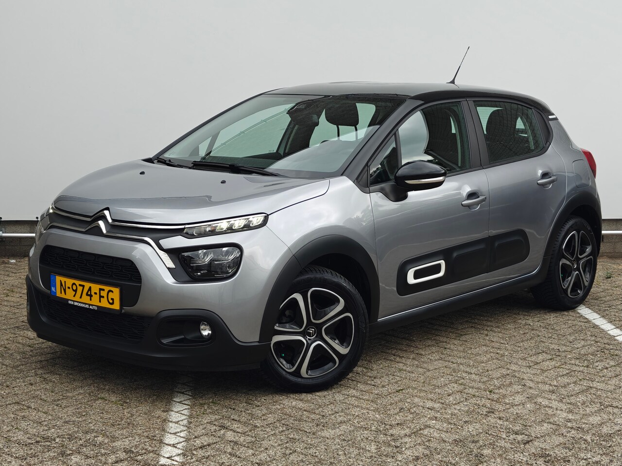Citroën C3 - 1.2 PureTech Feel | Airco (automatisch) | Bluetooth telefoonvoorbereiding | Cruise control - AutoWereld.nl