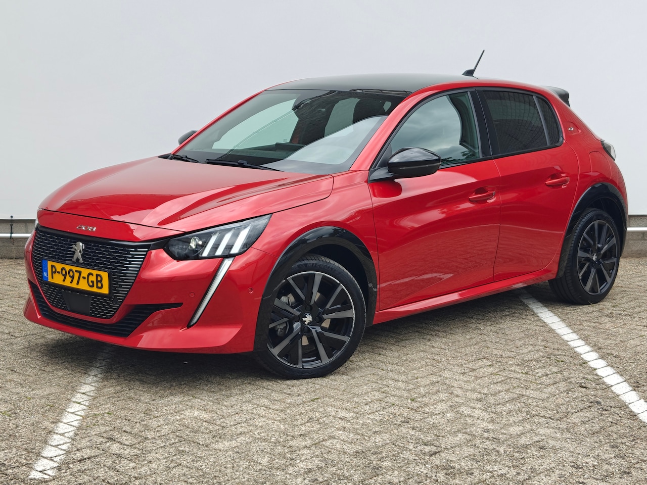 Peugeot 208 - 1.2 PureTech GT Pack 1.2 PureTech GT Pack - AutoWereld.nl