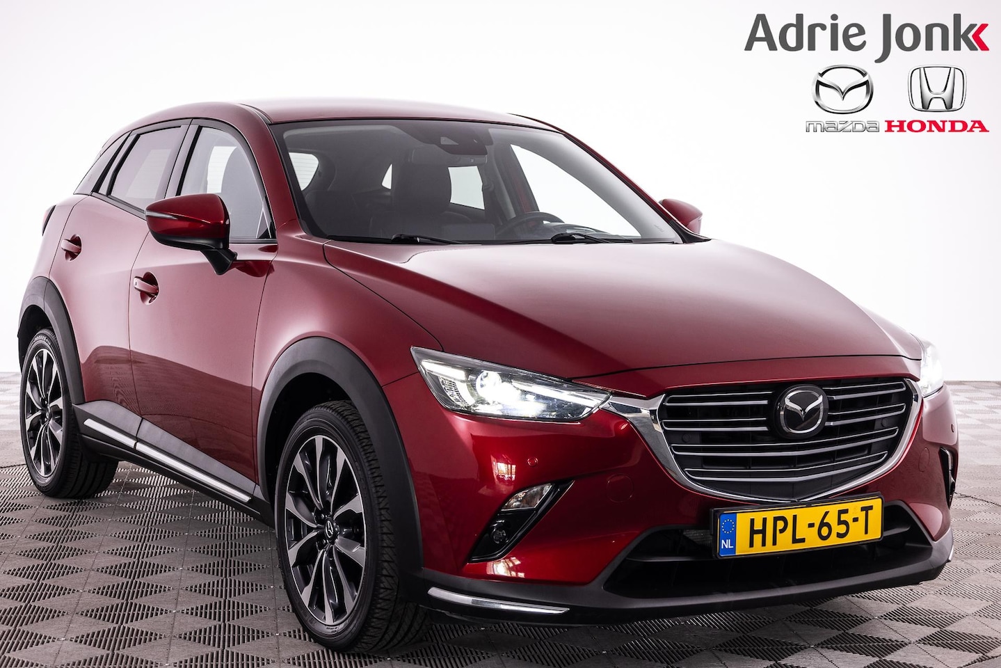 Mazda CX-3 - 2.0 SkyActiv-G 120 GT-M | AUTOMAAT | LEDER  | BOSE AUDIO |  HEAD UP | ACHTERUITRIJCAMERA | - AutoWereld.nl