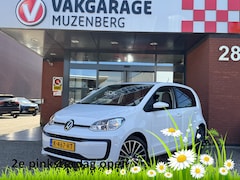 Volkswagen Up! - 1.0 BMT move up // CAMERA // CRUISE CONTROL // PDC // DAB // CLIMA //
