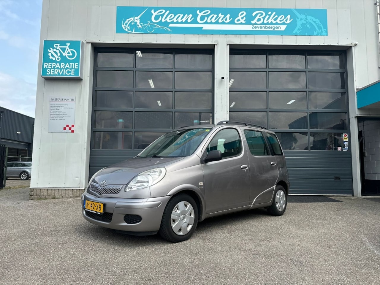 Toyota Yaris - 1.3 VVT-i Sol 1.3 VVT-i Sol - AutoWereld.nl