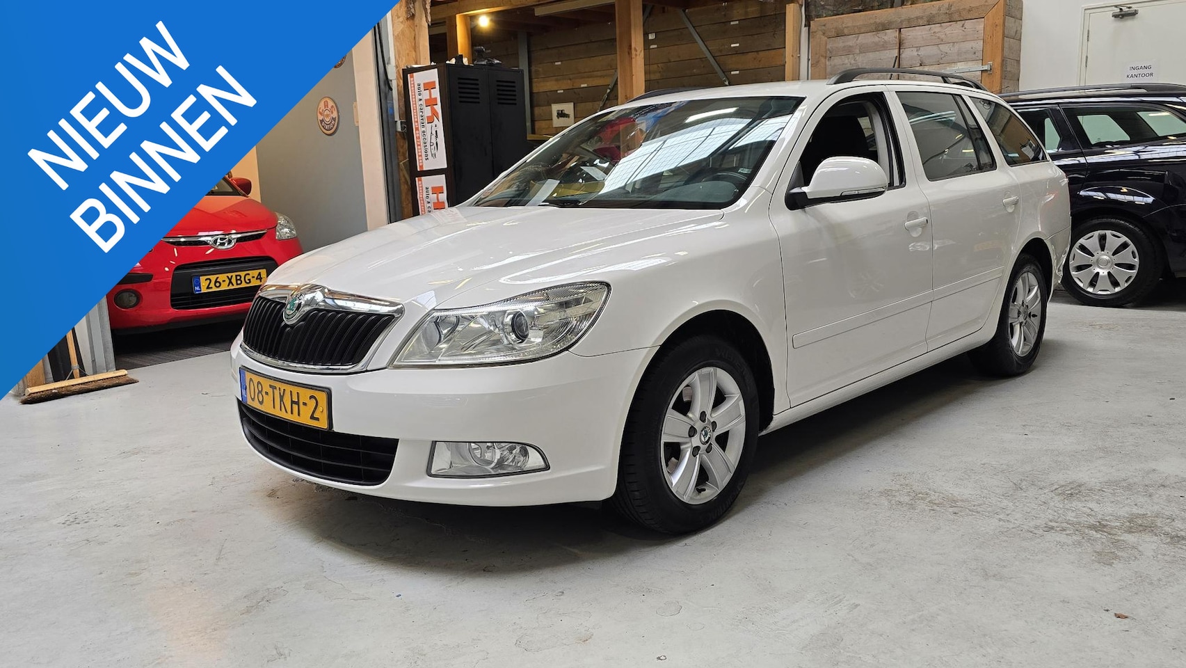 Skoda Octavia Combi - 1.2 TSI Ambition Navi, Bluetooth, Alarm - AutoWereld.nl