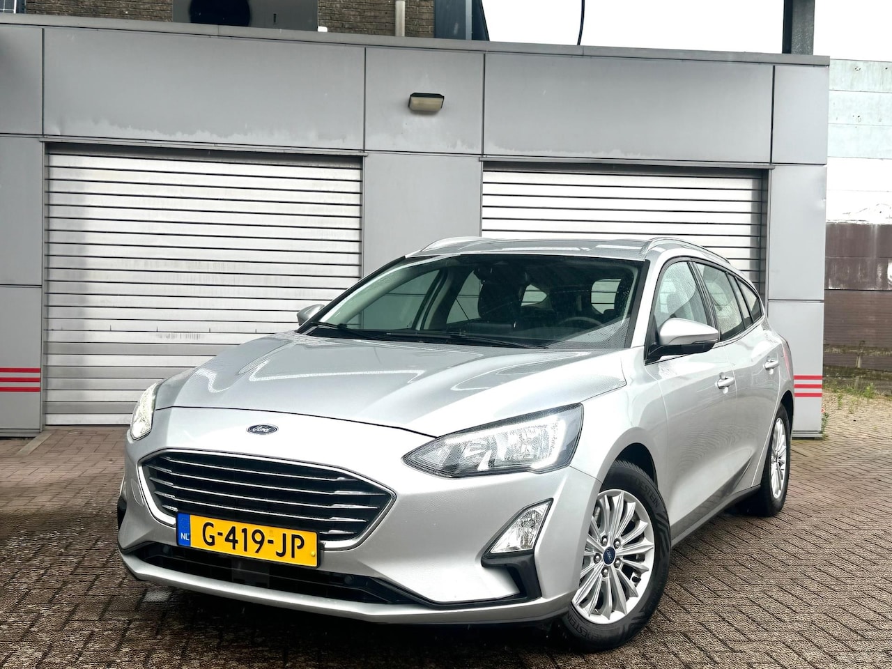 Ford Focus Wagon - 1.0 EcoBoost Titanium Business Automaat - AutoWereld.nl