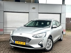 Ford Focus Wagon - 1.0 EcoBoost Titanium Business Automaat
