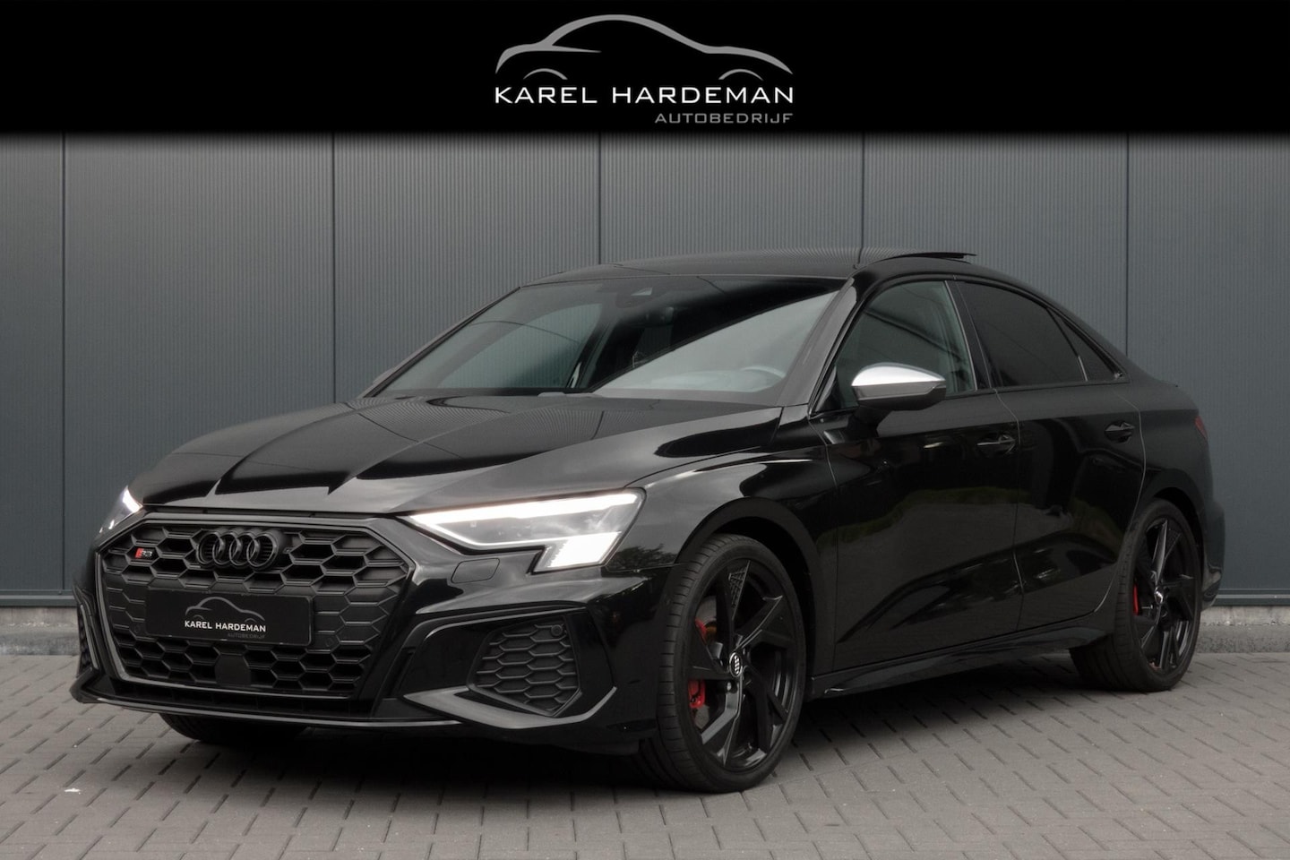 Audi A3 Limousine - 2.0 TFSI quattro S3 Edition One | HEAD UP | RS SPORSTOELEN | MASSAGE STOELEN | BANG & OLUF - AutoWereld.nl