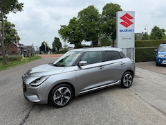 Suzuki Swift - 1.2 Style Smart Hybrid MODEL 2025 // Nieuwstaat // Cruise // PDC // Carplay & Android auto