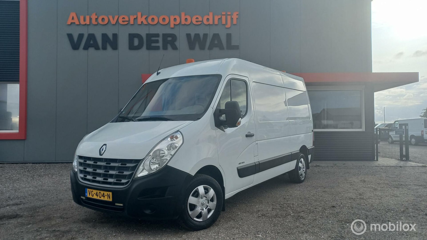 Renault Master - bestel T35 2.3 dCi L2H2 Eco/AIRCO/CRUISECONTROL/NAVIGATIE. - AutoWereld.nl