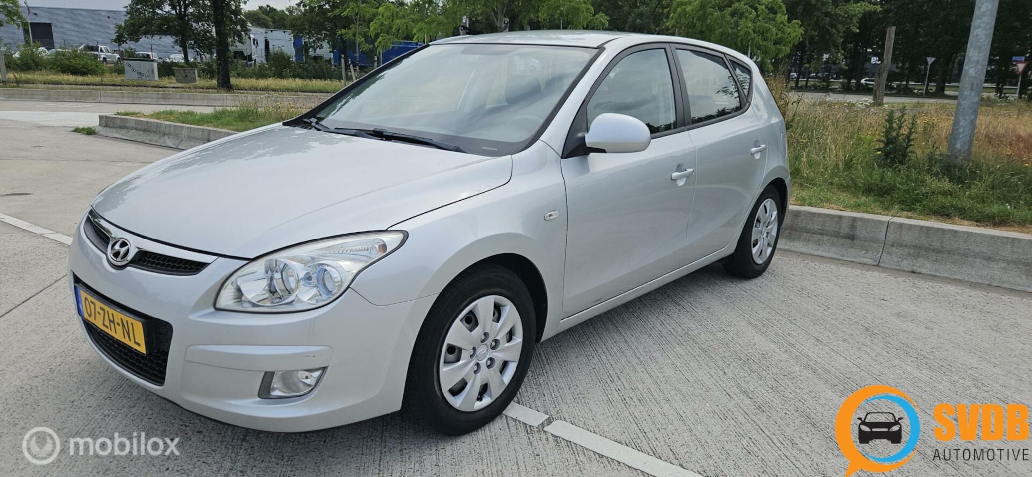 Hyundai i30 - 1.6i Dynamic 5d/airco/el-pakk/audio/afk-trekhaak - AutoWereld.nl