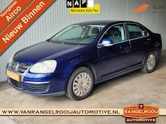Volkswagen Jetta - 1.6 FSI Comfortline
