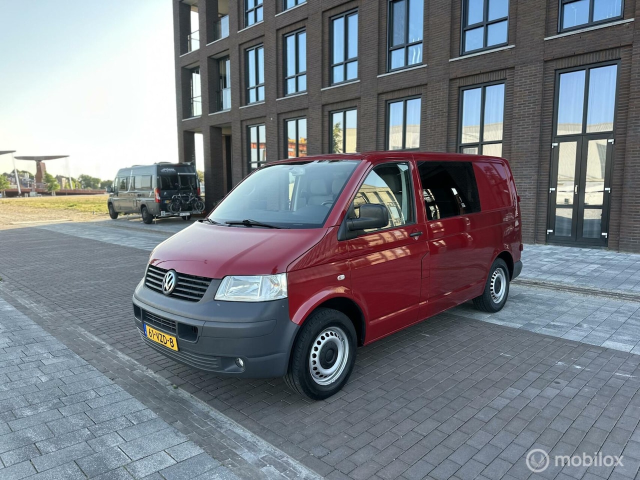 Volkswagen Transporter - 2.5 TDI 300 Airco Rolstoelbus ! - AutoWereld.nl