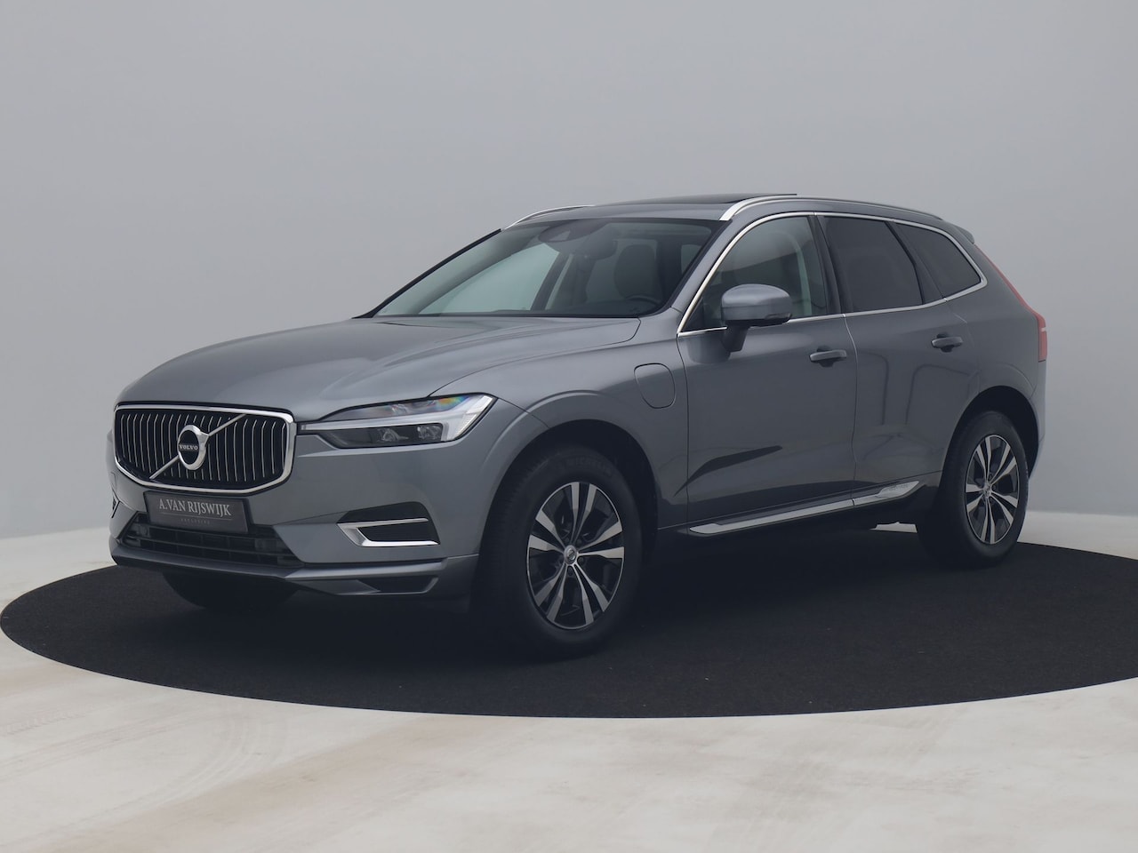 Volvo XC60 - 2.0 Recharge T6 AWD Business Pro | PANO | CAMERA | H&K | MEMORY | KEYLESS - AutoWereld.nl