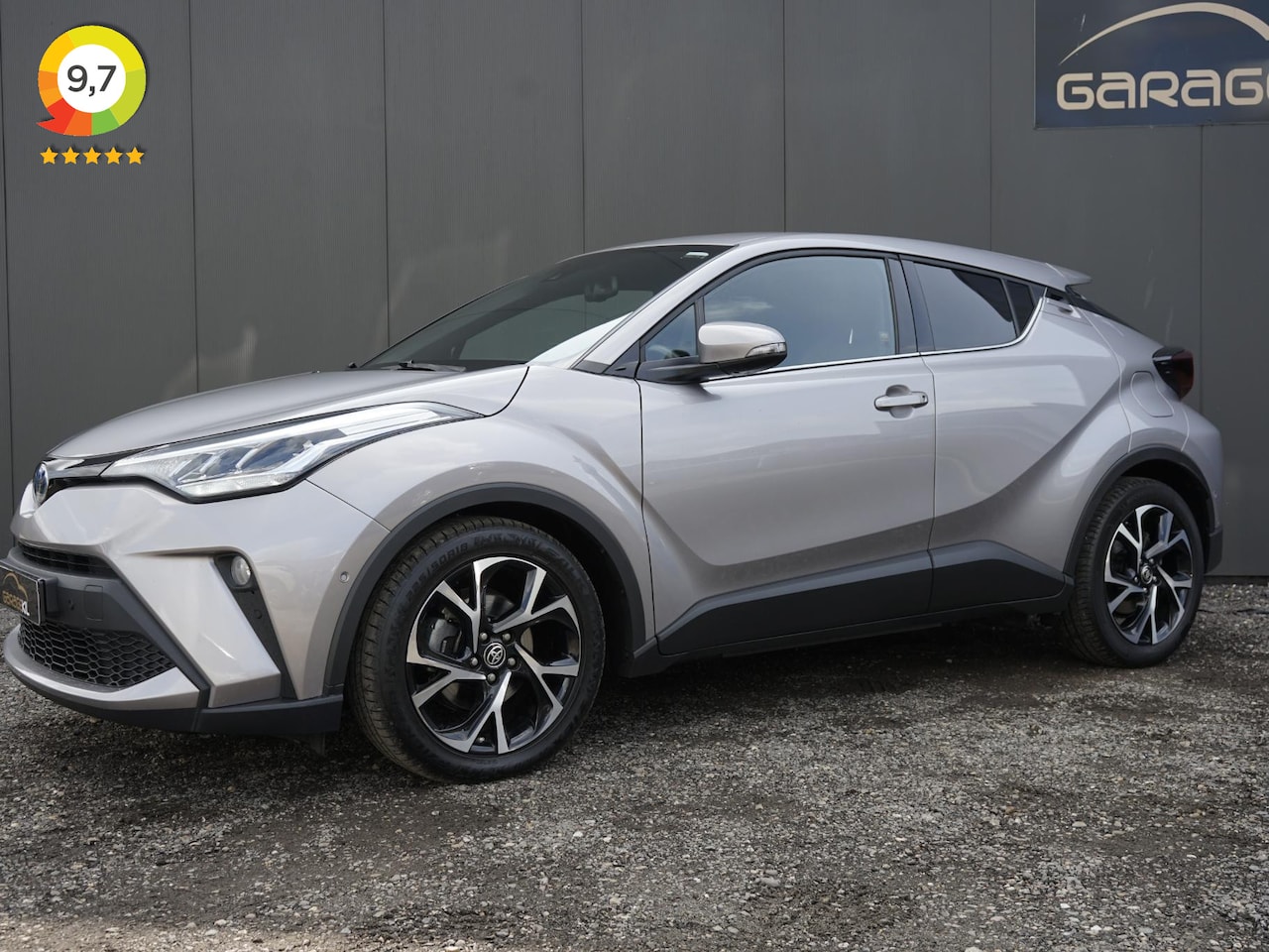 Toyota C-HR - 2.0 Hybrid Team D Dealeronderh. / Led verlichting / Adaptieve Cruisecontrol / Smartphone i - AutoWereld.nl