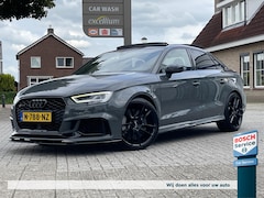 Audi RS3 - 2.5 TFSI Quattro Full option / Pano / Keramisch / Schaalstoelen / B&O / Carbon pakket / Ke