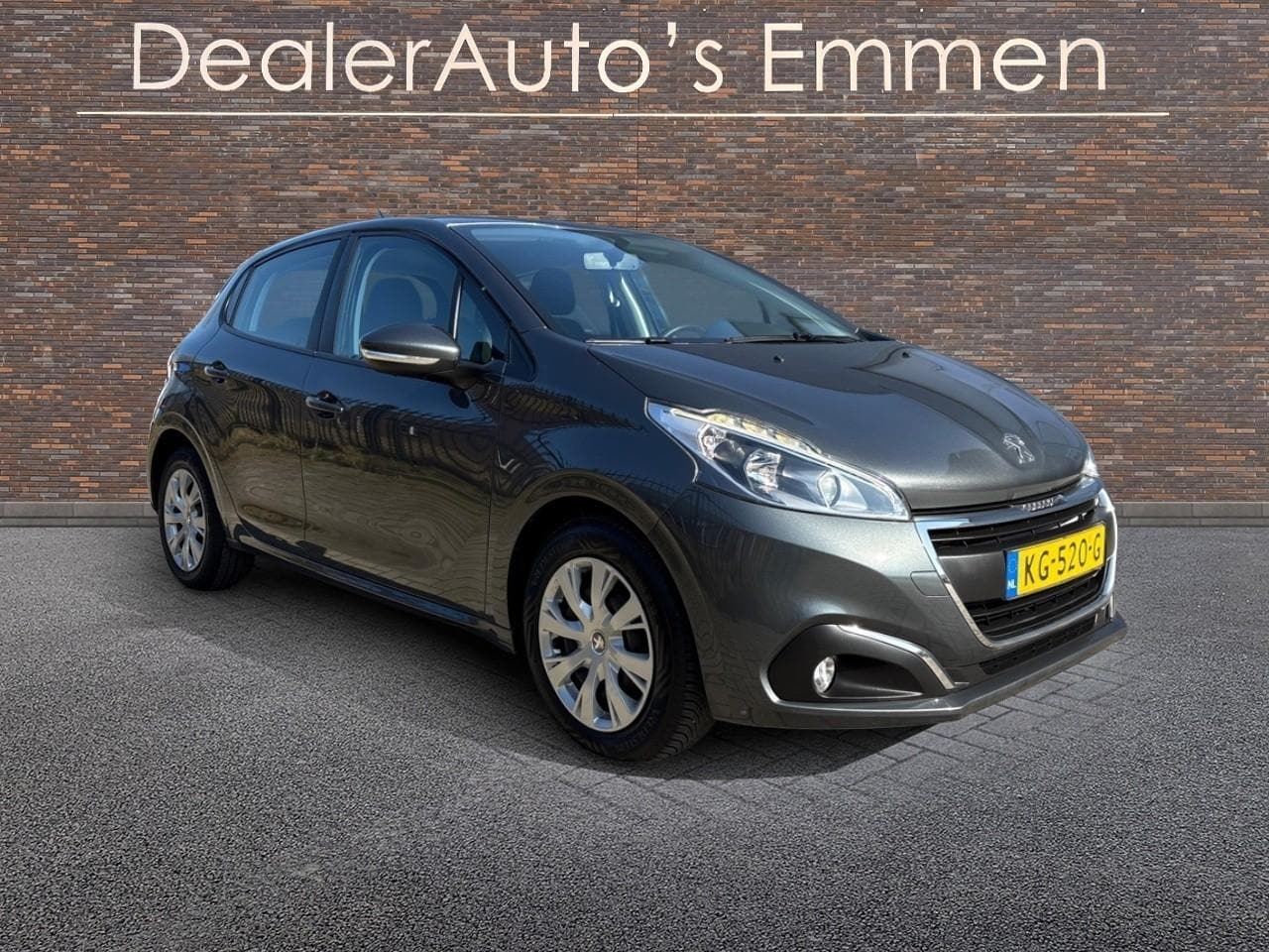 Peugeot 208 - 1.2 AIRCO NAVIGATIE LMV CRUISE - AutoWereld.nl