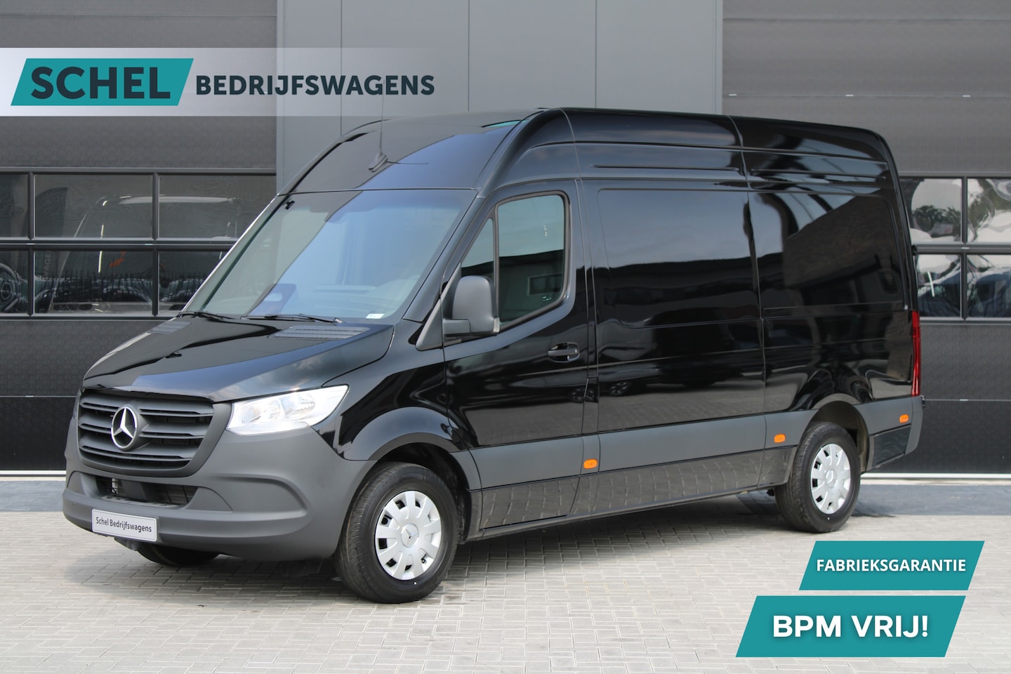 Mercedes-Benz Sprinter - 317CDI L2H2 Pro - Mbux 10 - 3.5t Trekhaak - Betimmering - Camera - Carplay - Bind spot - C - AutoWereld.nl